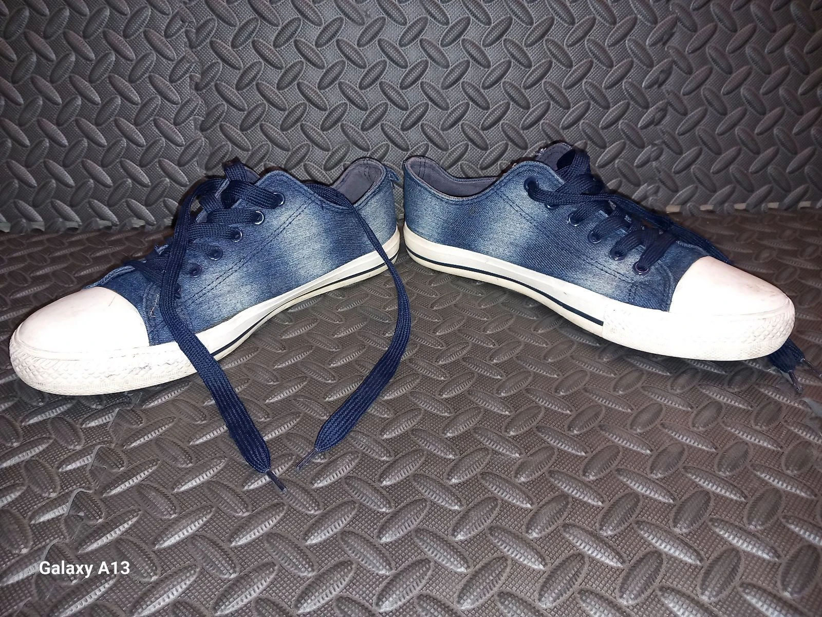 Low-top canvas sneakers No Way – Washed Jean Effect – Size 40 – photo 3